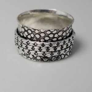 Vintage Polka Dot Design Spinner Ring, Silver Tone Size 8 Band, Wide Fidget